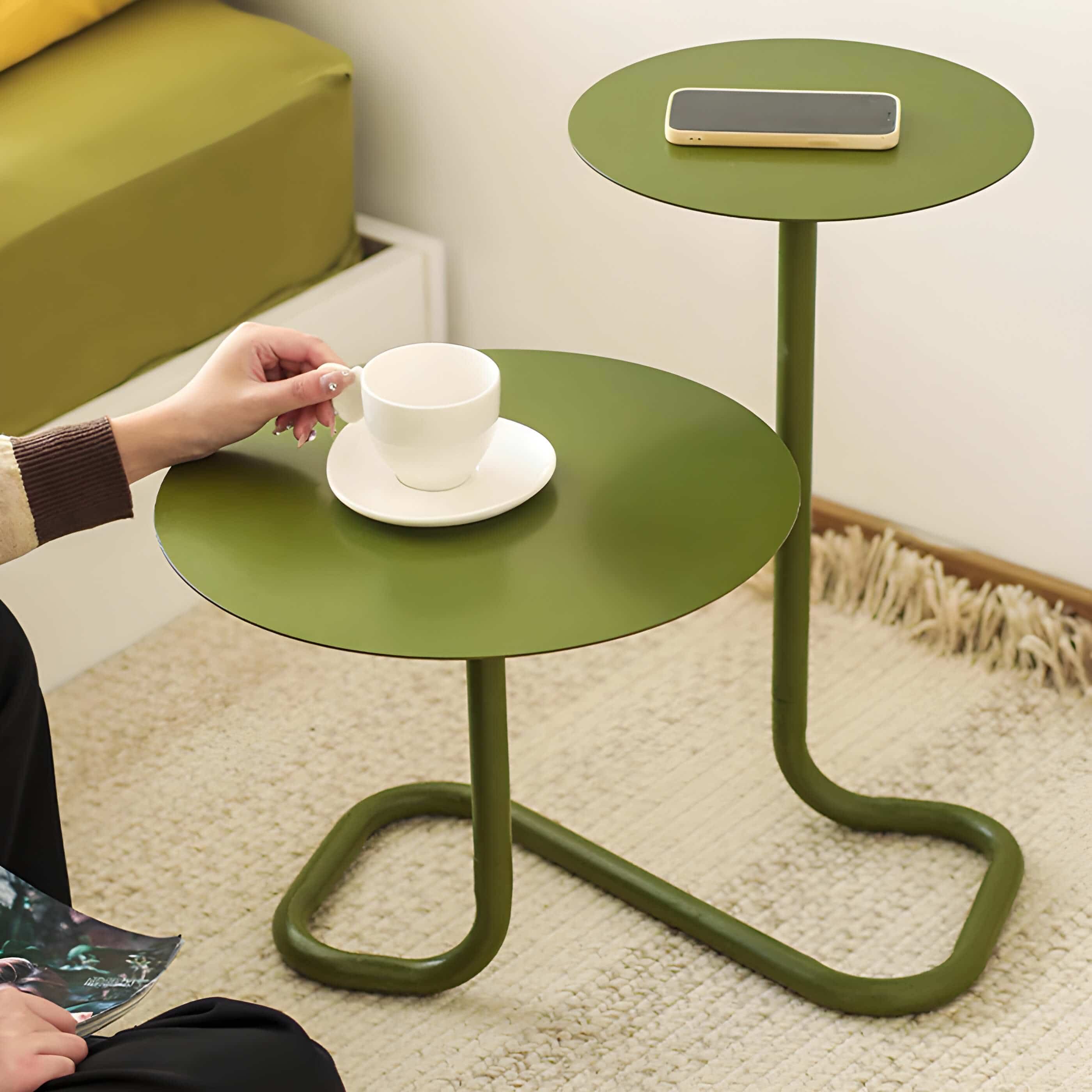 Guili metal abstract green side table